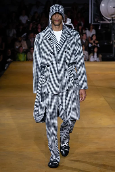 Look 82